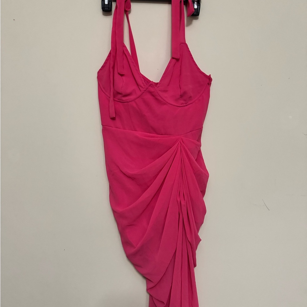 Prettylittle Thing Dress